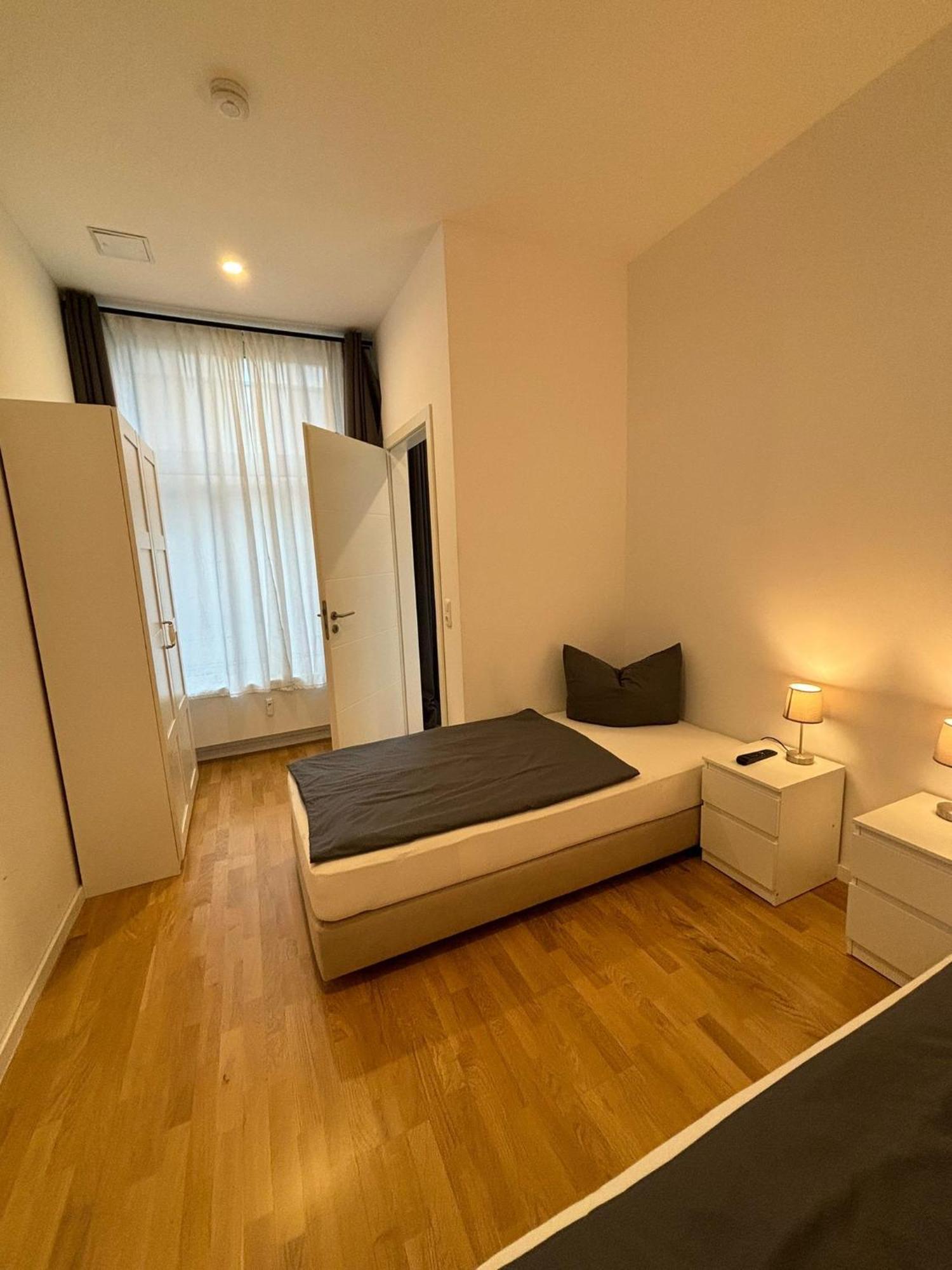 Apartments Am Kaisersaal Erfurt Exteriör bild